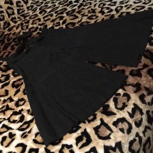 Gently used black London Jean linen goucho pants